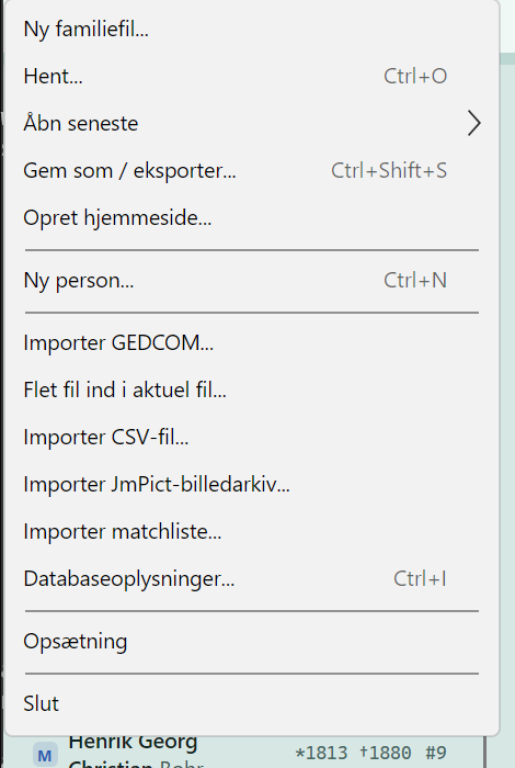 Filer-menuen i Stamtree: ny familiefil, GEDCOM-import, CSV-import, billedarkiv, matchliste og opret hjemmeside.